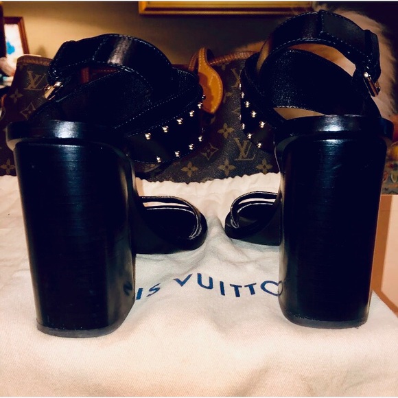 2018 Louis Vuitton 3in. Nomad collection Sandals! - Picture 4 of 6